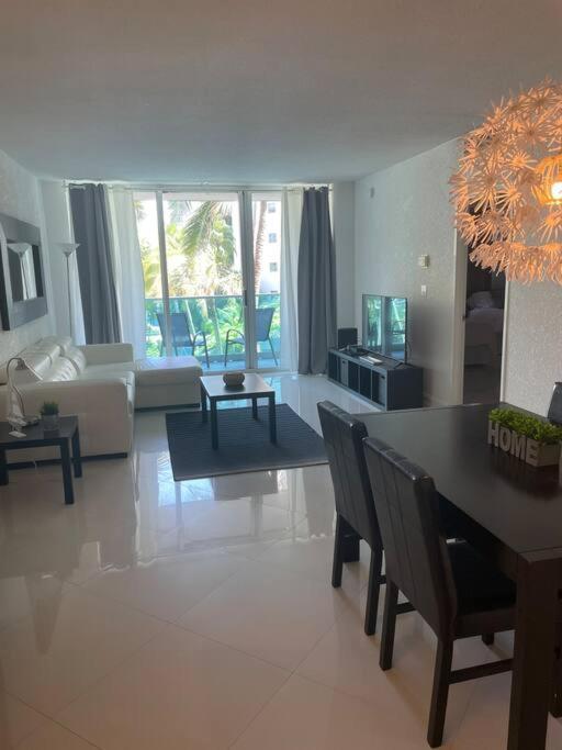 Apartamento Sian 3G Hollywood Exterior foto